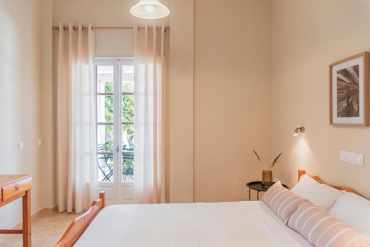 קאבוס Kamini Apartments מראה חיצוני תמונה