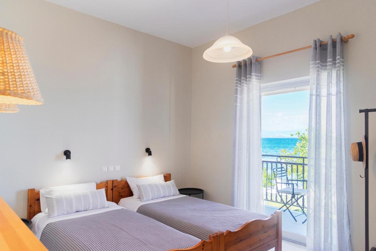 קאבוס Kamini Apartments מראה חיצוני תמונה