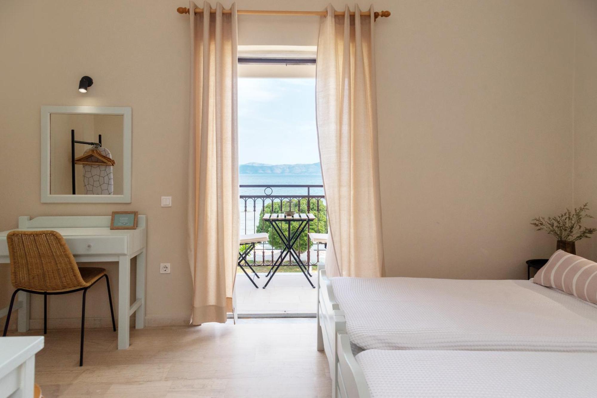 קאבוס Kamini Apartments מראה חיצוני תמונה