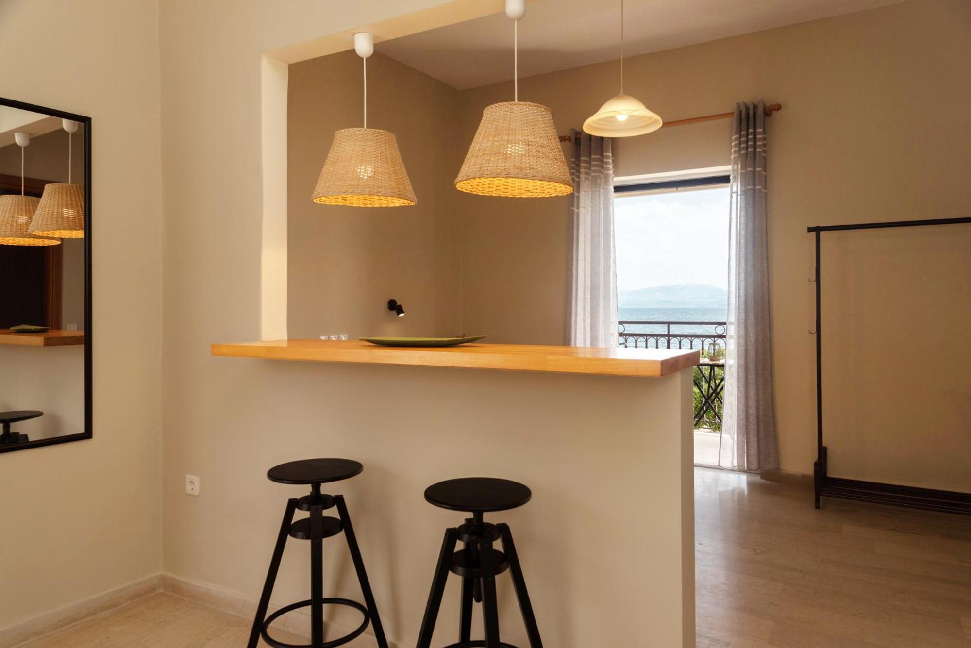 קאבוס Kamini Apartments מראה חיצוני תמונה