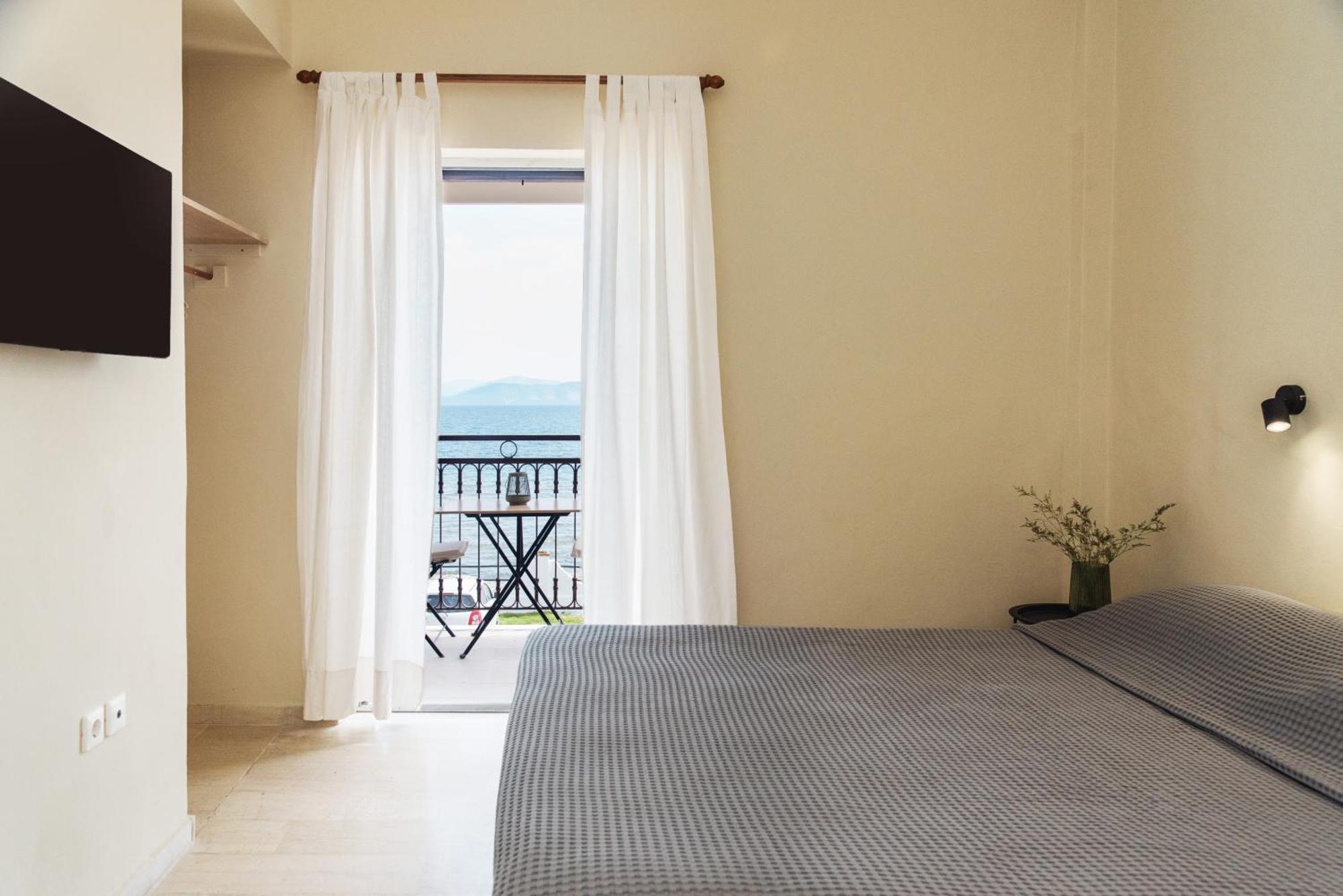 קאבוס Kamini Apartments מראה חיצוני תמונה