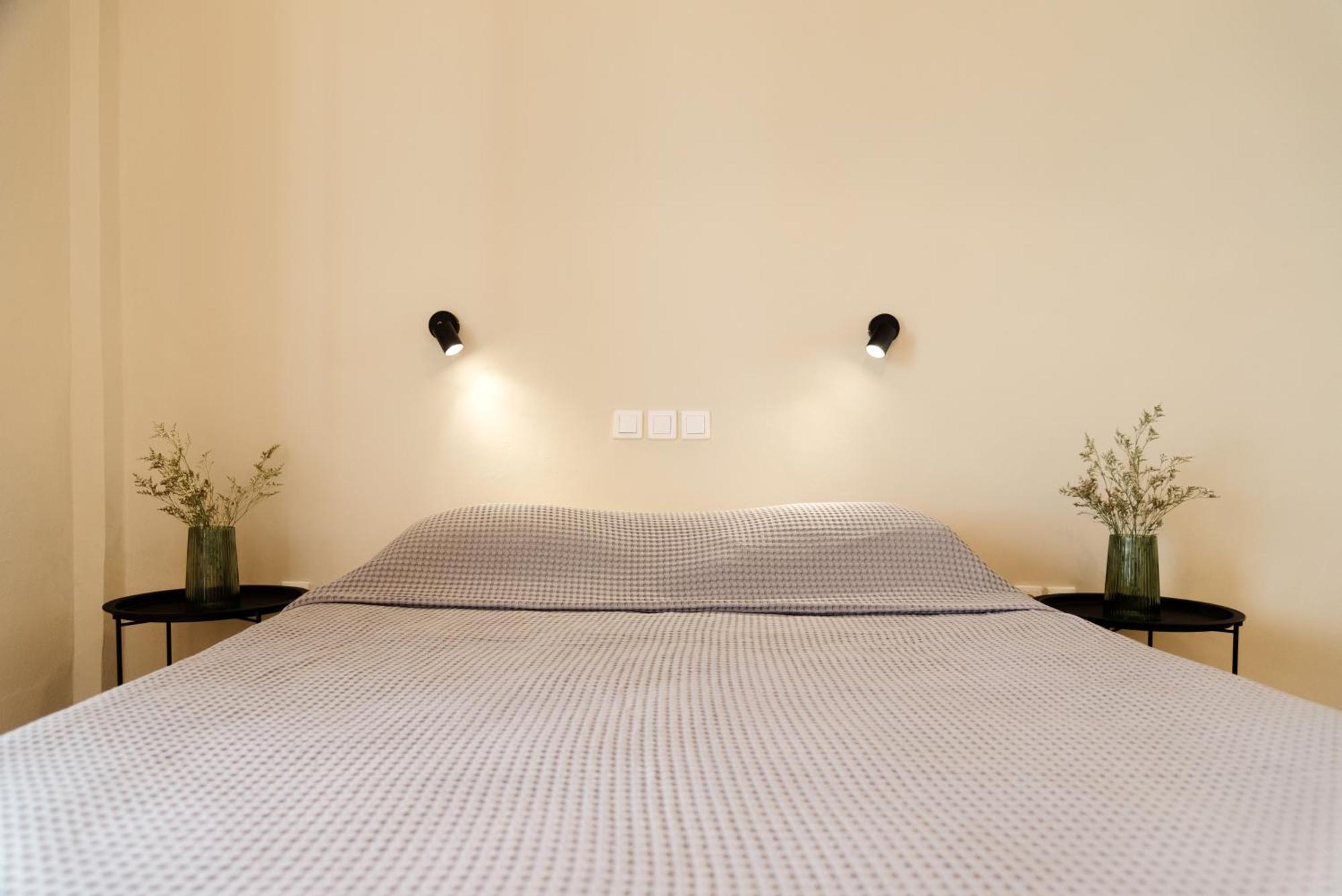 קאבוס Kamini Apartments מראה חיצוני תמונה
