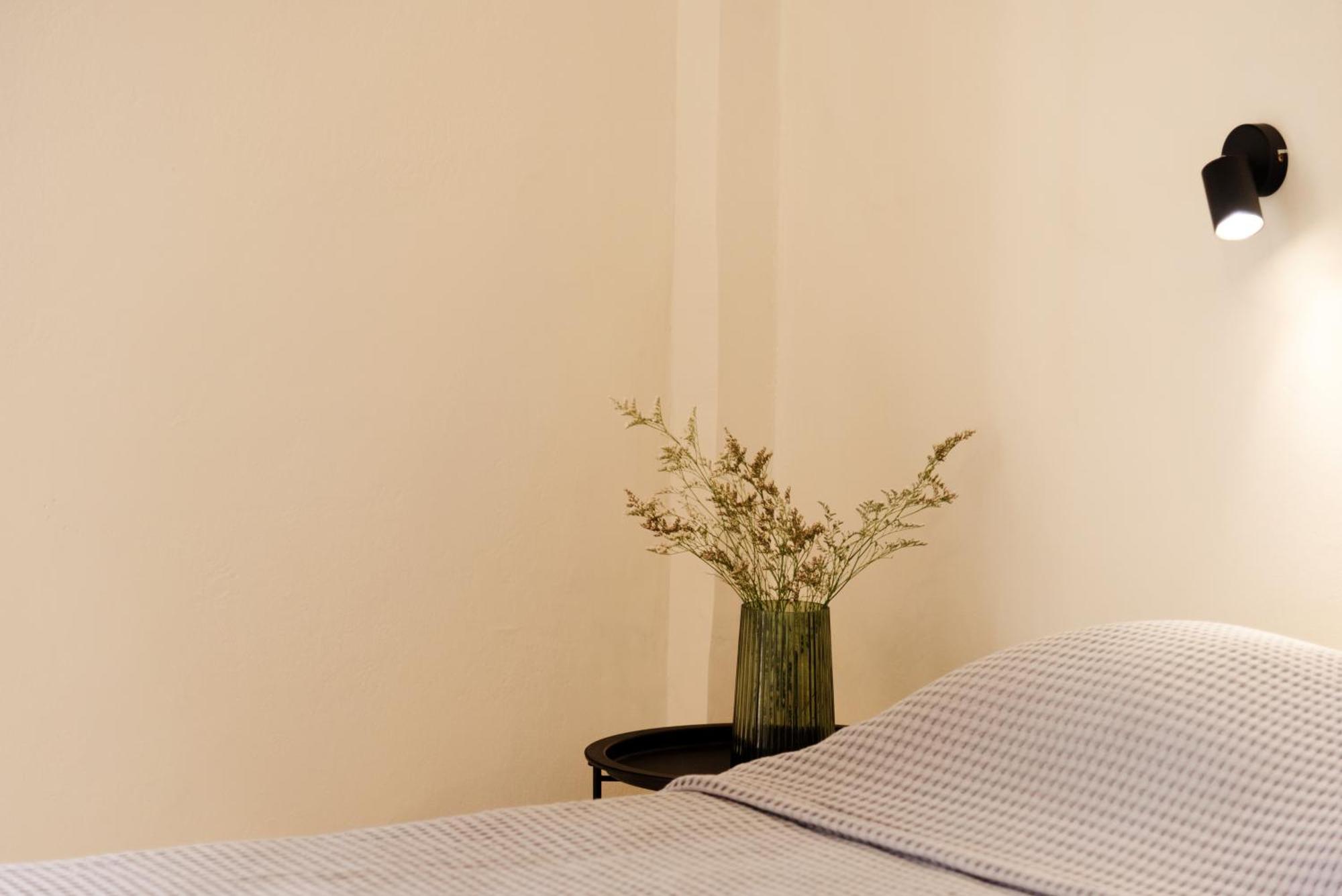קאבוס Kamini Apartments מראה חיצוני תמונה